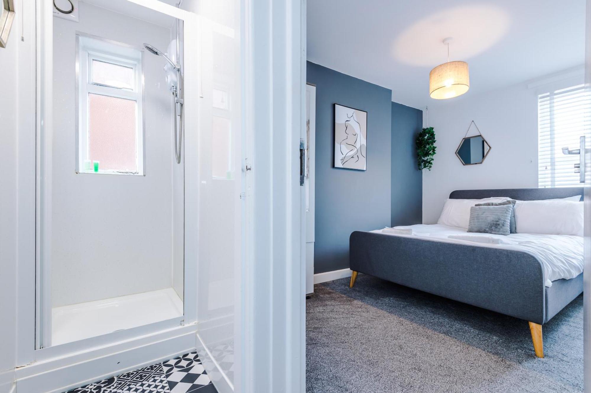 Large 7 Bedroom Town House In Chester City Centre Esterno foto